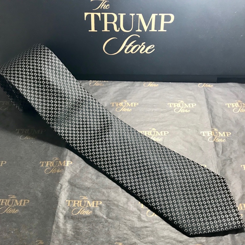 PRESIDENT DONALD J TRUMP Signature Collection Tie